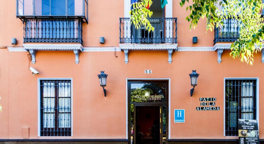 Hotel Patio De La Alameda 3*